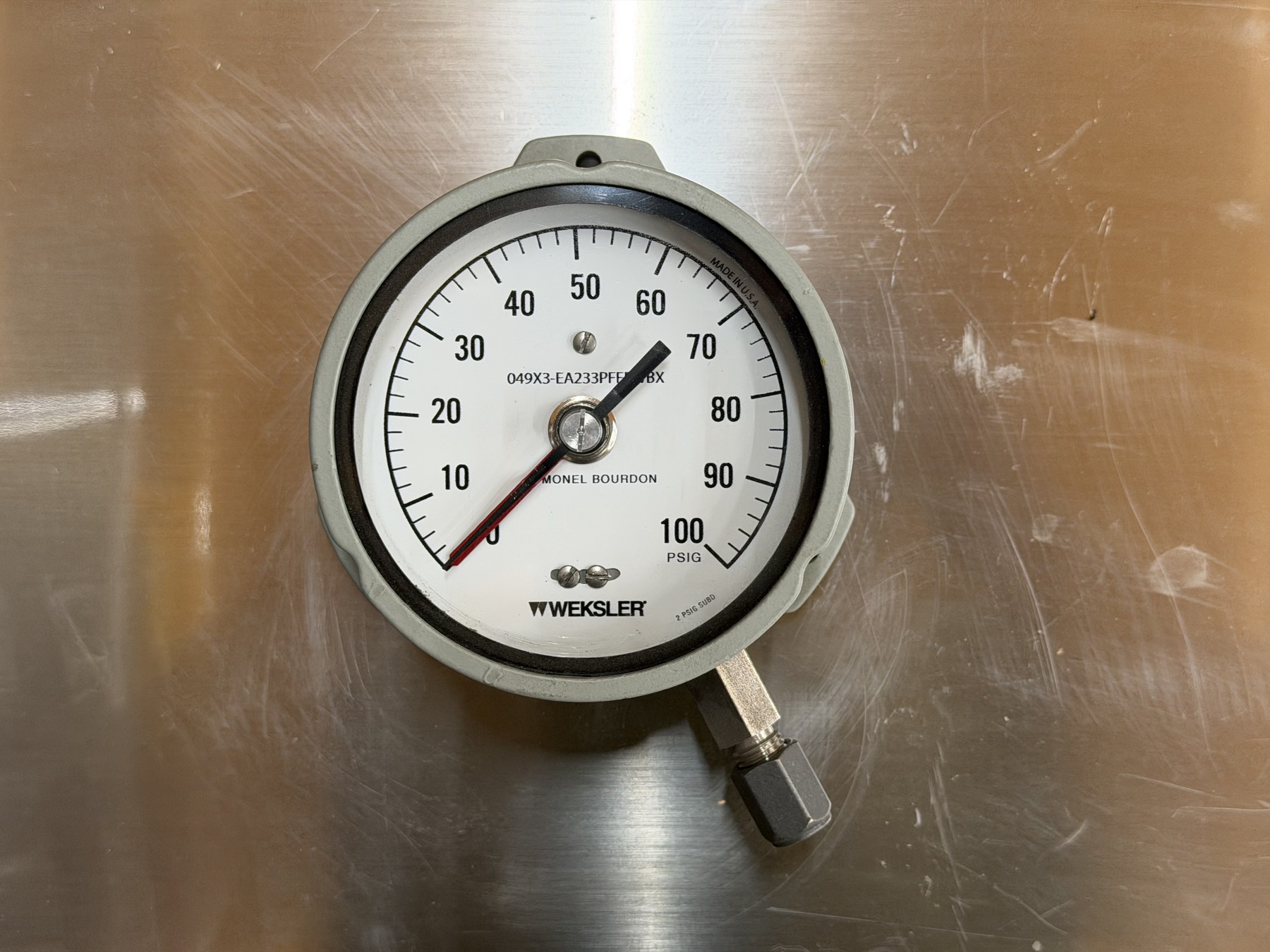 Weksler 3.5-inch 0–100 PSIG shock pressure gauge