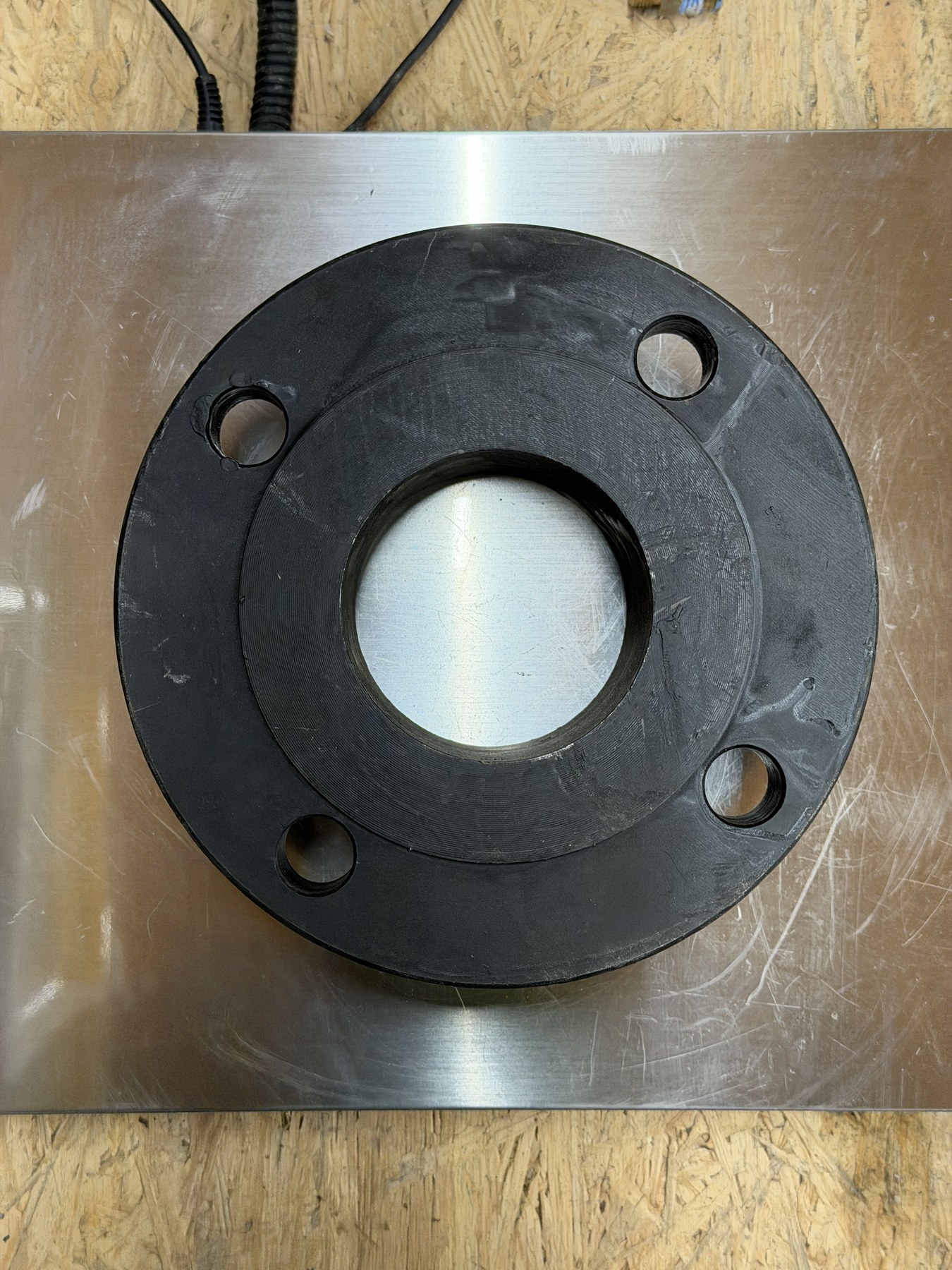 3-inch Class 150 A105 Carbon Steel Raised-Face Weld Neck Flange thumbnail 2